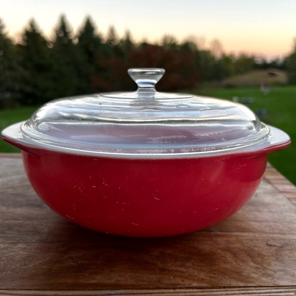 2 Qt Pyrex Pink Flamingo Vintage Casserole Dish with Lid 1950s-1960s - Picture 2 of 9